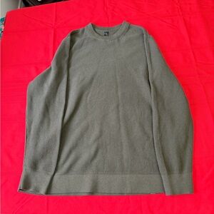 lululemon athletica Men's Olive Brown Crewneck Knit Sweater